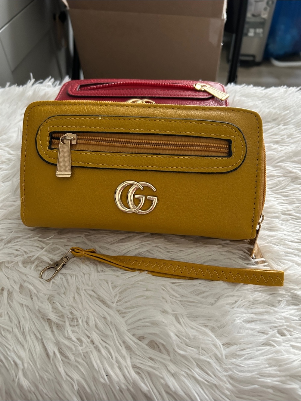Bundle GG Logo Women's Wallet - Red / Mustard Leather - Picture 7 of 8
